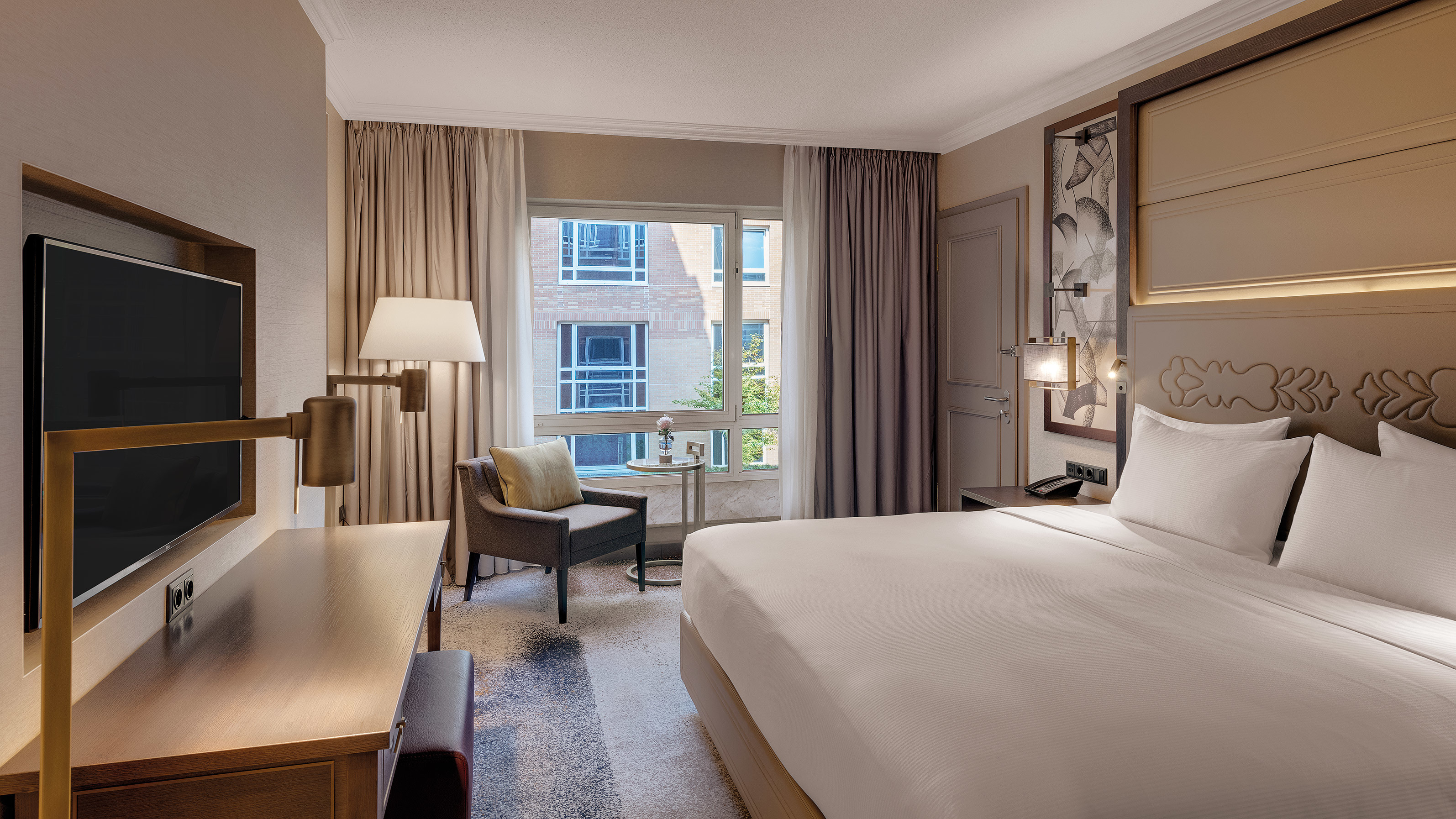 Hilton Munich City-Munich Updated 2022 Room Price-Reviews & Deals | Trip.com