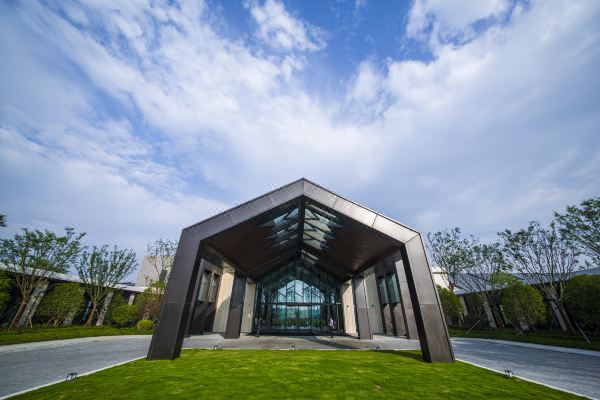 选择房间开业:2021酒店座落于上海北部的崇明岛,建筑面积2万8千平方米