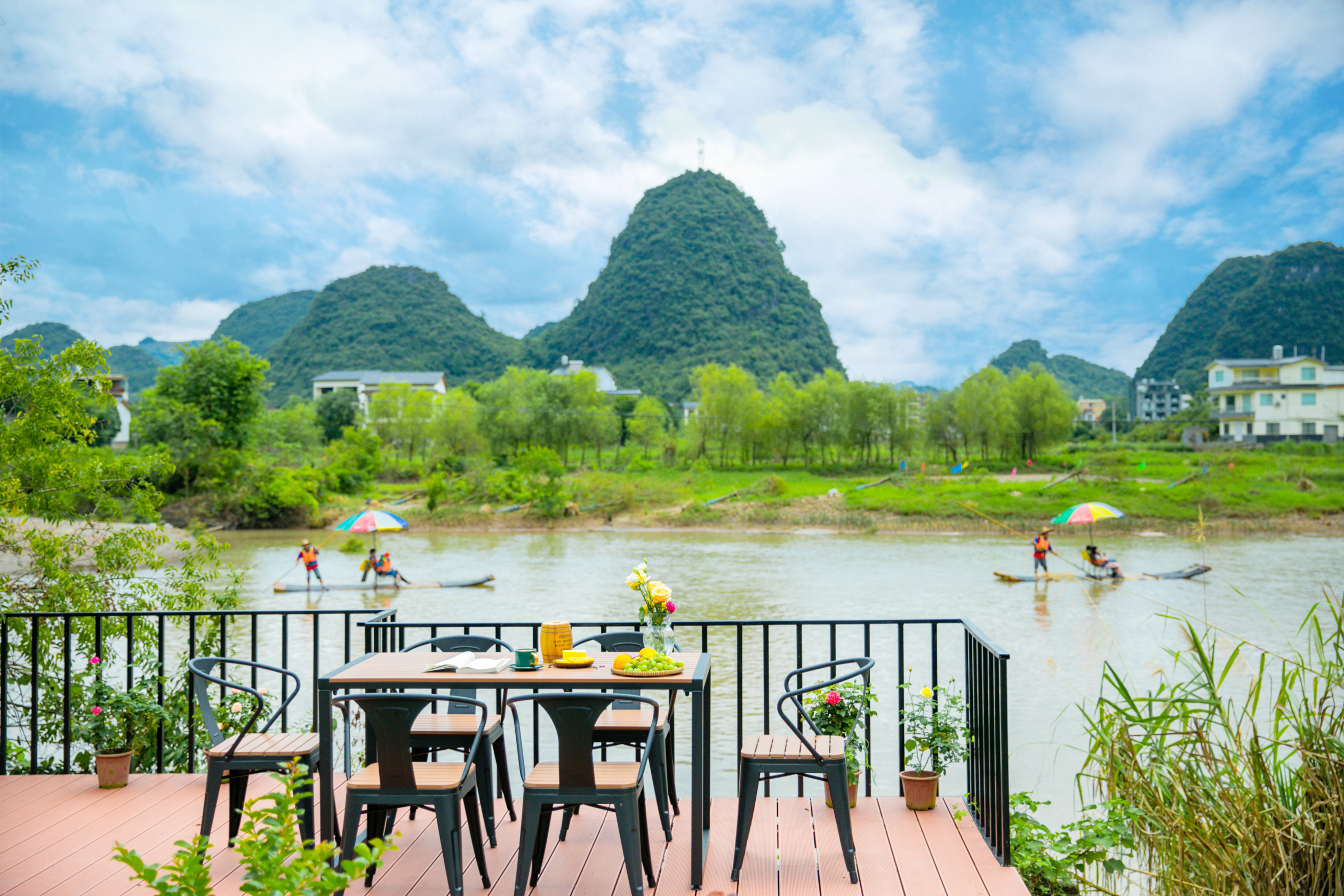 Yangshuo Shanhelian Riverside Garden Hotel Over view