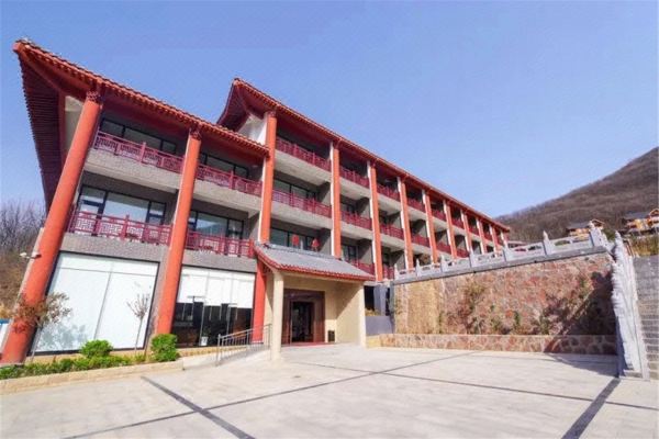 登封大熊山假日酒店