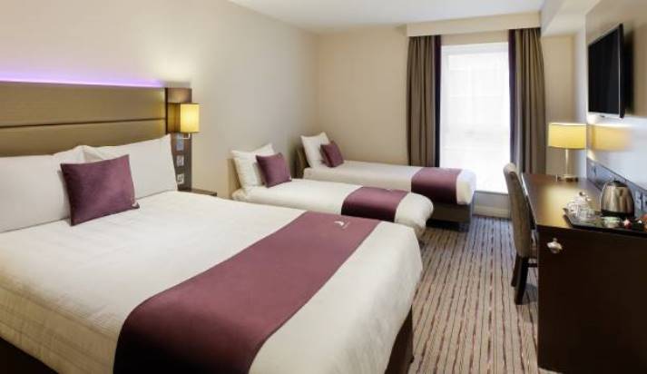 Premier Inn Jersey St Helier (Charing Cross)-Saint Helier Updated 2023 Room  Price-Reviews & Deals | Trip.com