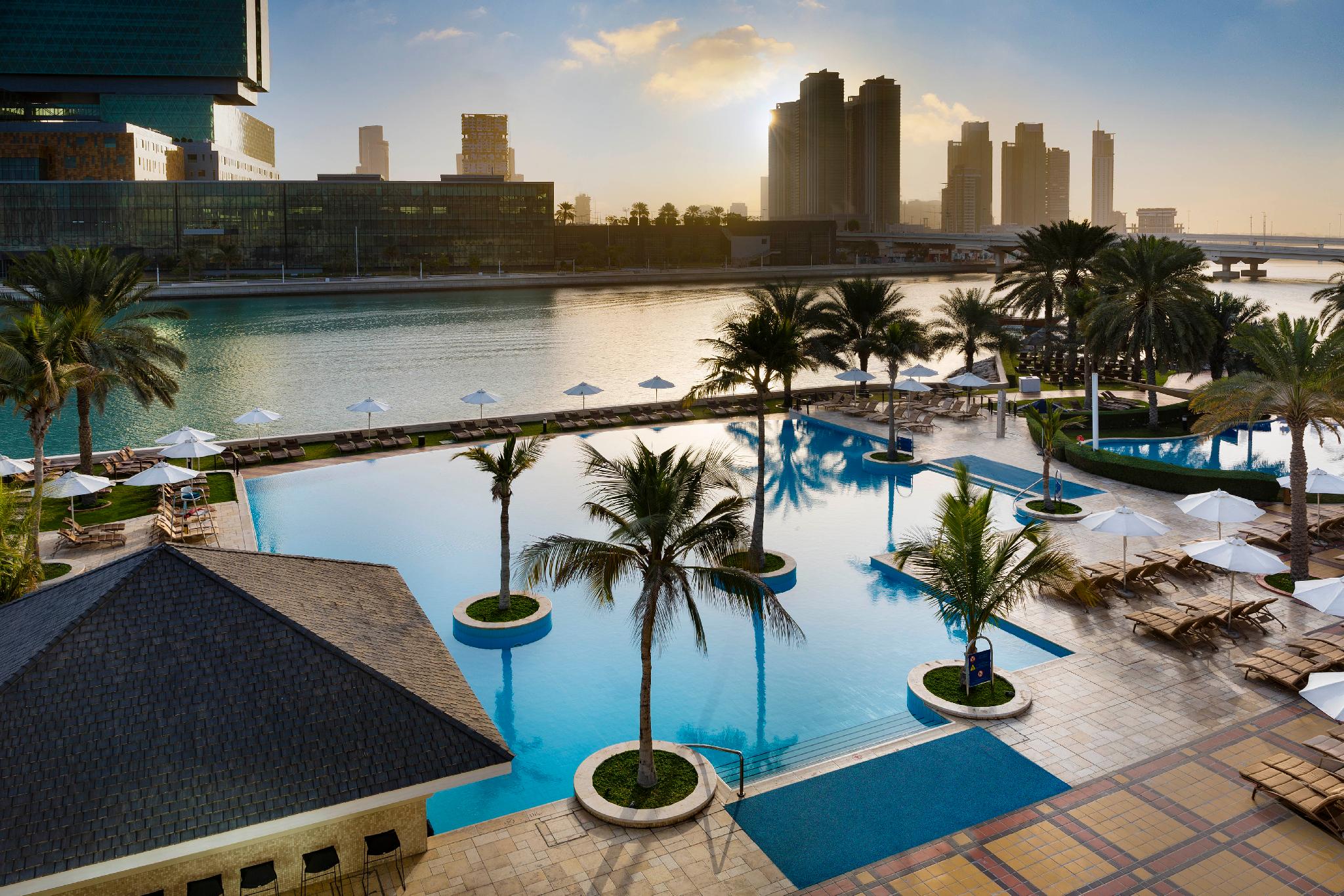 Beach Rotana Hotel Abu Dhabi-Abu Dhabi Updated 2022 Room Price-Reviews &  Deals | Trip.com