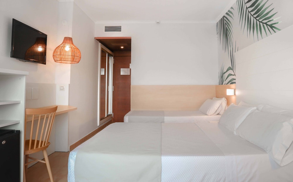 Hotel Florida Park-Santa Susanna Updated 2023 Room Price-Reviews & Deals | Hotel Florida Park-Santa Susanna Updated 2023 Room Price-Reviews & Deals |