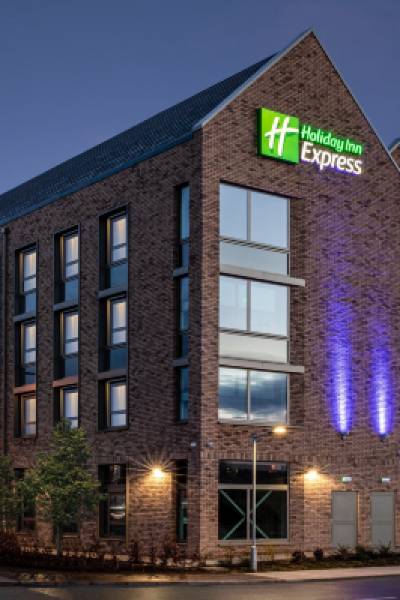 Holiday Inn Express Cambridge West - Cambourne