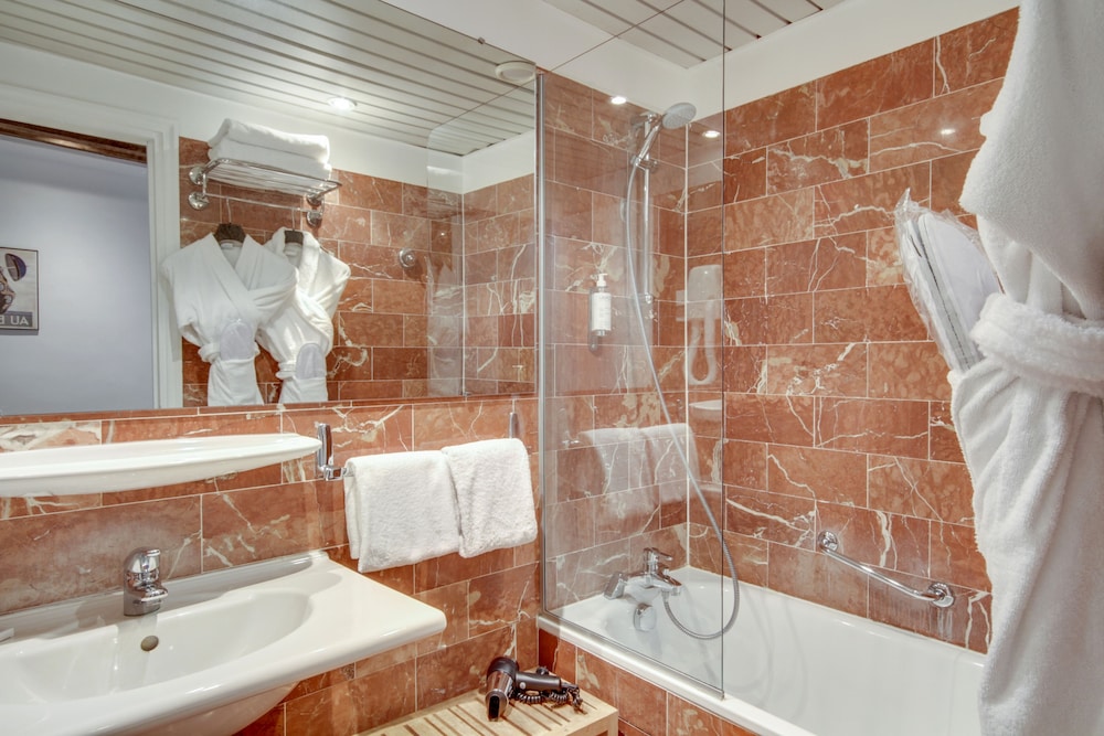 Hôtel Sèvres Saint Germain-Paris Updated 2023 Room Price-Reviews & Deals |  Trip.com