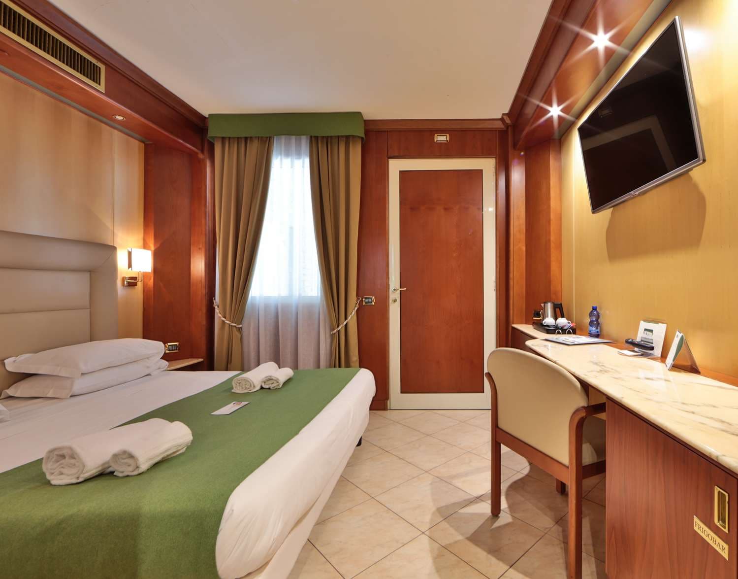 Best Western Hotel Anthurium - Valutazioni di hotel 4 stelle a Santo  Stefano al Mare