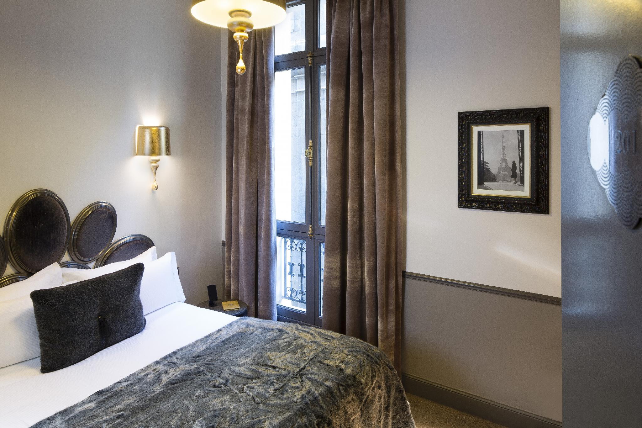 Hotel Lumen Paris Louvre-Paris Updated 2023 Room Price-Reviews & Deals |  Trip.com
