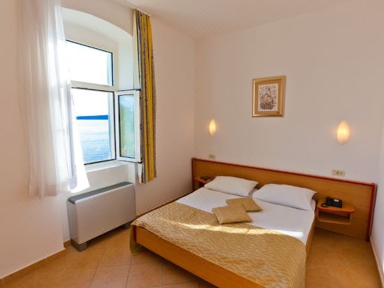 Villa Tamaris - Hotel Resort Dražica, Krk Latest Price & Reviews of Global  Hotels 2023 | Trip.com