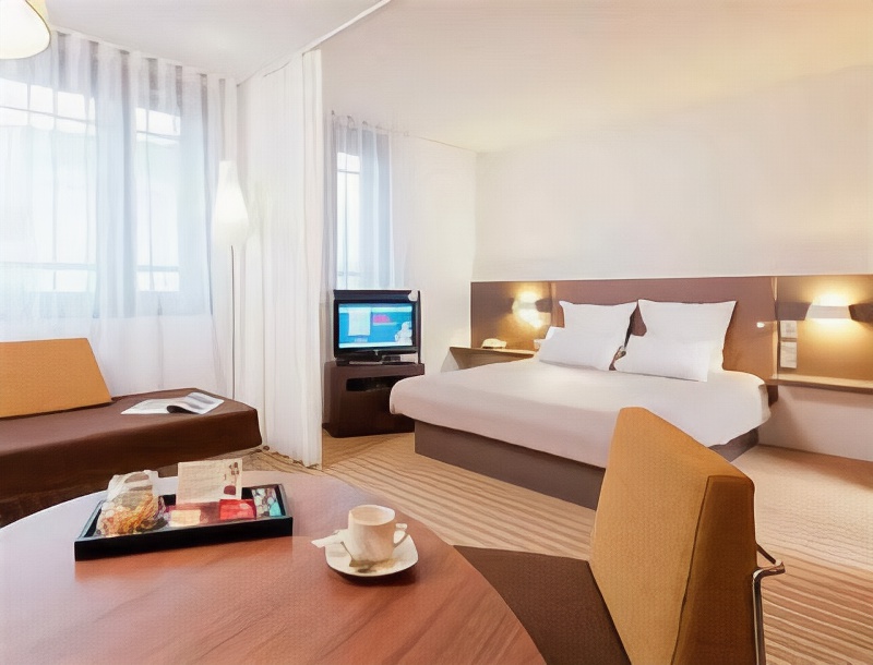 Novotel Suites Paris Montreuil Vincennes-Paris Updated 2023 Room  Price-Reviews & Deals | Trip.com