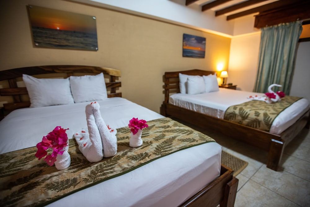 Jaco Laguna Resort u0026 Beach Club-Jaco Updated 2023 Room Price-Reviews u0026  Deals | Trip.com