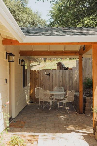 Beautiful High End Get Away Home- Visit Lassen National Park & Whiskeytown Lake