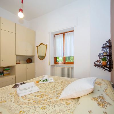 Family Apartment, 1 Double Bed, Garden Area (Margherita among vineyards)