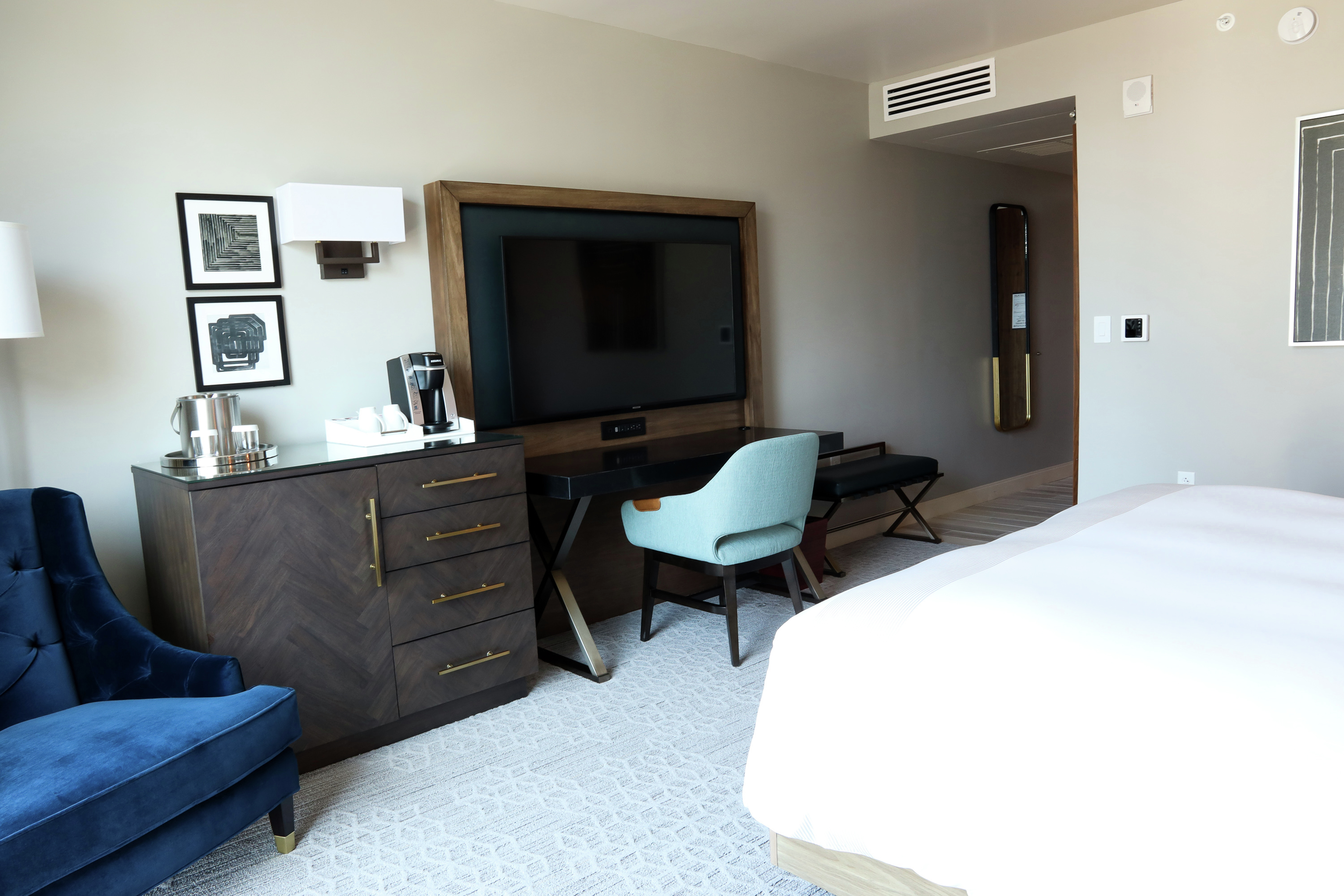 Score Grandpa get Carte Hotel San Diego Downtown, Curio Collection by Hilton-San Diego Updated 2022 Room Price-Reviews & Deals | Trip.com Score Grandpa get Carte Hotel San Diego Downtown, Curio Collection by Hilton-San Diego Updated 2022 Room Price-Reviews & Deals | Trip.com