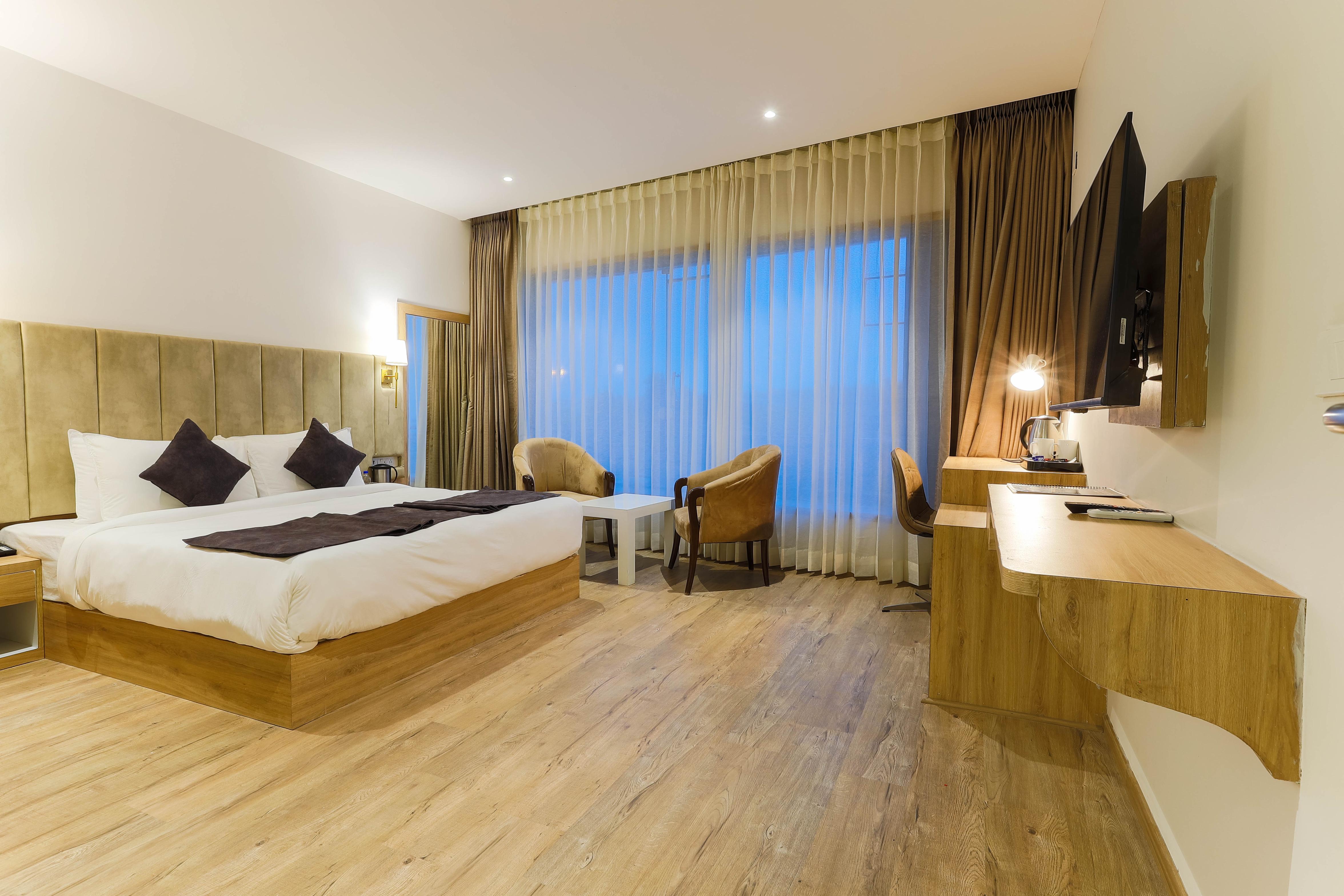 HOTEL THE PRADA-Rohtak Updated 2023 Room Price-Reviews & Deals | Trip.com