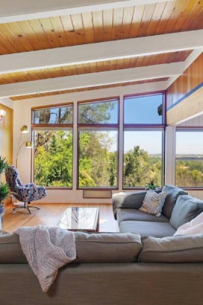 Loft View 53 :: Central Style