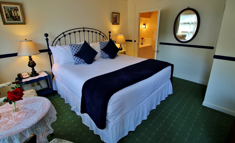 Carmel Green Lantern Inn-Carmel-by-the-Sea Updated 2023 Room Price-Reviews  & Deals | Trip.com
