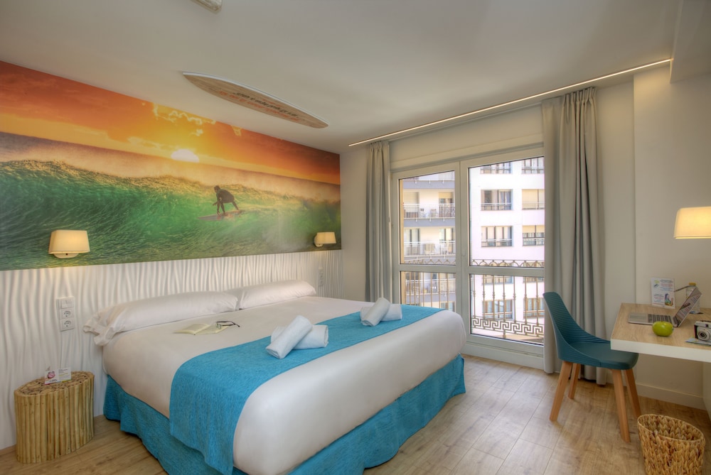 Casual de las Olas San Sebastián-San Sebastian Updated 2023 Room  Price-Reviews & Deals | Trip.com