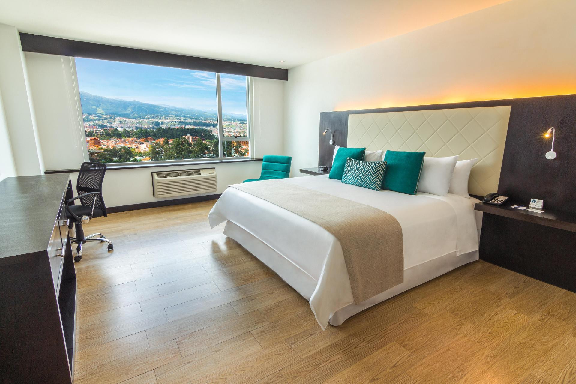 Four Points by Sheraton Cuenca - Valoraciones de hotel de 3 estrellas en  Cuenca