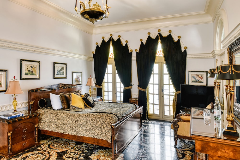 The Villa Casa Casuarina-Miami Beach Updated 2023 Room Price-Reviews &  Deals | Trip.com