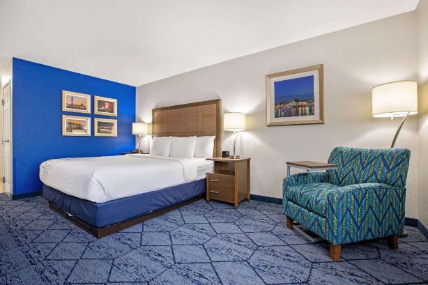 La Quinta by Wyndham NE Long Beach/Cypress-Hawaiian Gardens Updated 2023  Room Price-Reviews u0026 Deals | Trip.com