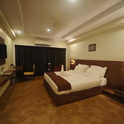 Executive Twin Bed Room