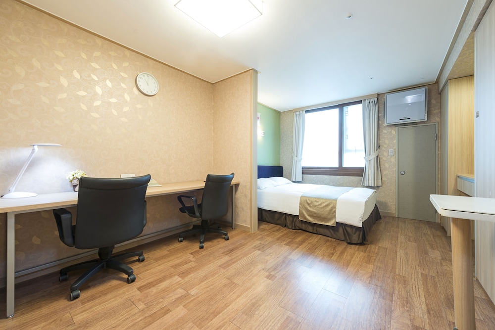 Western Coop Hotel & Residence Dongdaemun-Seoul Updated 2023 Room  Price-Reviews & Deals | Trip.com
