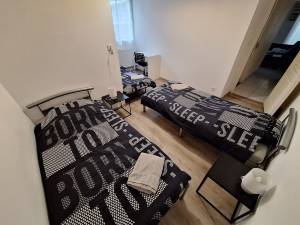 "plain-pied Charmant 56m²: Prox. Centre-ville, Cuisine Équipée - Idéal 7 Pers图片