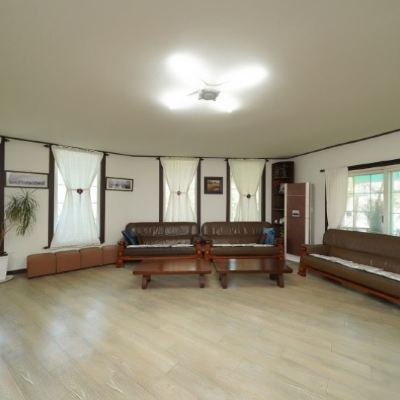 Grand Room (Unshared House, Duplex)