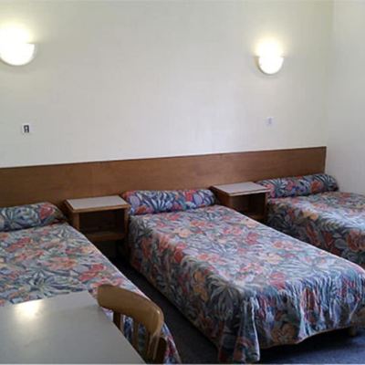 Triple Room, Multiple Beds