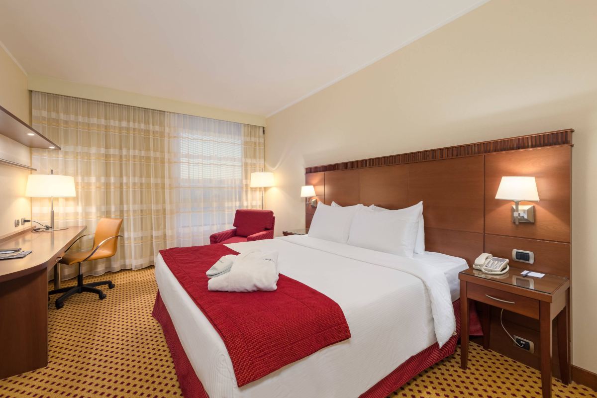 Courtyard by Marriott Venice Airport-Tessera Updated 2023 Room  Price-Reviews u0026 Deals | Trip.com