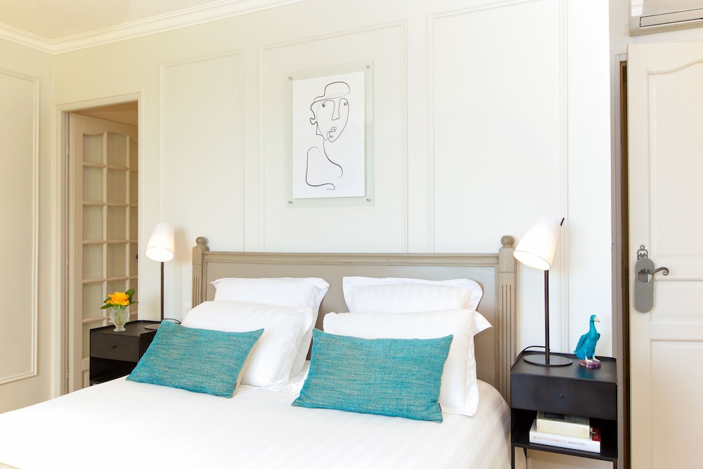 Villa le Port d'Attache-Vallauris Updated 2023 Room Price-Reviews & Deals |  Trip.com