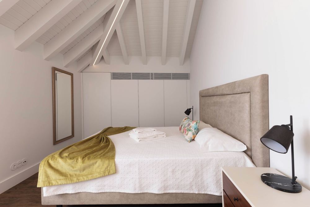 D'Avenida ApartOver view