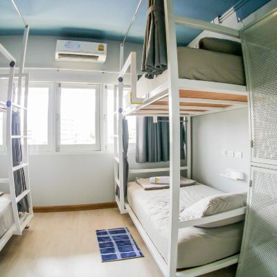 Private 4-Bunk Beds Room