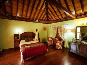卡梅洛斯乡间酒店(Hotel Rural Casa de Los Camellos)