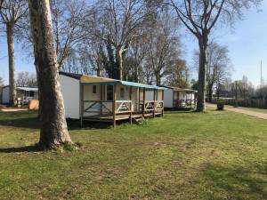 阿廓布斯活动屋露营酒店(Mobilhome Camping Arquebuse)图片
