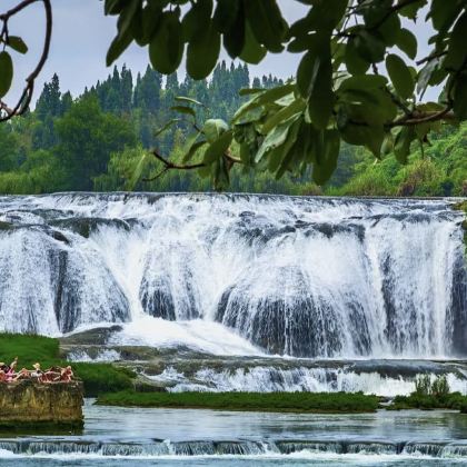 黄果树景区+万峰林景区+草海国家级自然保护区+六枝龙井生态温泉度假区+马岭河峡谷景区6日5晚私家团 黄果树景区+万峰林景区+草海国家级自然保护区+六枝龙井生态温泉度假区+马岭河峡谷景区6日5晚私家团