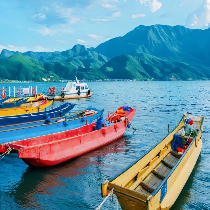 昆明+大理市+洱海+丽江+玉龙雪山+泸沽湖8日7晚跟团游 昆明+大理市+洱海+丽江+玉龙雪山+泸沽湖8日7晚跟团游