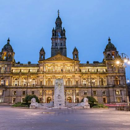 英国伊蒂哈德球场+查茨沃斯庄园+牛津大学+温莎城堡8日7晚拼小团 英国伊蒂哈德球场+查茨沃斯庄园+牛津大学+温莎城堡8日7晚拼小团