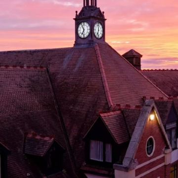 英国伦敦+剑桥+约克+爱丁堡+曼彻斯特+斯温登+埃文河畔斯特拉特福+温莎6日5晚跟团游 英国伦敦+剑桥+约克+爱丁堡+曼彻斯特+斯温登+埃文河畔斯特拉特福+温莎6日5晚跟团游