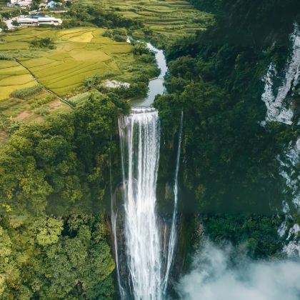 广西南宁+德天跨国瀑布景区+通灵大峡谷+明仕田园+巴马5日4晚私家团 广西南宁+德天跨国瀑布景区+通灵大峡谷+明仕田园+巴马5日4晚私家团