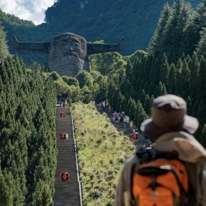 亲近自然• 神农架5日游学亲子营(可单飞),解密野人传说,游览三峡大坝,探秘自然奥秘,奇遇动物王国,漫游湖光山色 亲近自然• 神农架5日游学亲子营(可单飞),解密野人传说,游览三峡大坝,探秘自然奥秘,奇遇动物王国,漫游湖光山色