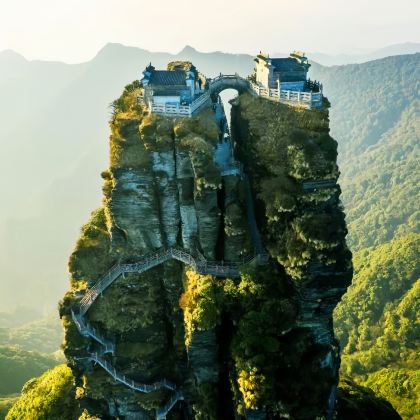 贵州黄果树景区+梵净山+镇远县+西江千户苗寨+荔波7日6晚跟团游 贵州黄果树景区+梵净山+镇远县+西江千户苗寨+荔波7日6晚跟团游