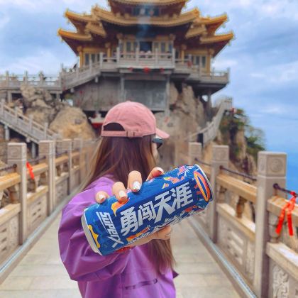 郑州+洛阳+少林寺+老君山景区+龙门石窟+白马寺+洛阳博物馆4日3晚跟团游 郑州+洛阳+少林寺+老君山景区+龙门石窟+白马寺+洛阳博物馆4日3晚跟团游