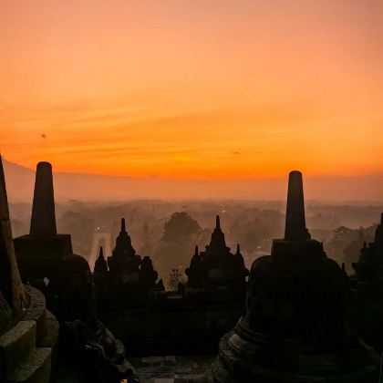 印度尼西亚雅加达+日惹+泗水9日8晚拼小团 印度尼西亚雅加达+日惹+泗水9日8晚拼小团