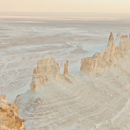 哈萨克斯坦阿拉木图+阿克套+卡因迪湖+科尔赛湖+恰仑峡谷国家公园7日6晚私家团 哈萨克斯坦阿拉木图+阿克套+卡因迪湖+科尔赛湖+恰仑峡谷国家公园7日6晚私家团