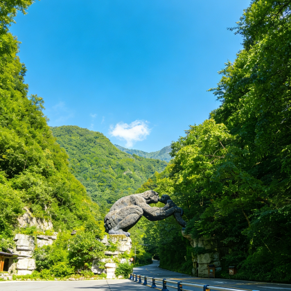 武汉+武当山风景区+神农架+长江三峡+三峡大坝7日6晚跟团游 武汉+武当山风景区+神农架+长江三峡+三峡大坝7日6晚跟团游