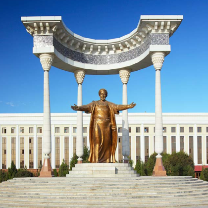 阿塞拜疆+格鲁吉亚+亚美尼亚+哈萨克斯坦+乌兹别克斯坦33日32晚跟团游