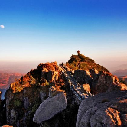 温州雁荡山+楠溪江+刘伯温故里景区·百丈漈+洞头风景区+温州博物馆+印象南塘+五马街7日6晚私家团 温州雁荡山+楠溪江+刘伯温故里景区·百丈漈+洞头风景区+温州博物馆+印象南塘+五马街7日6晚私家团