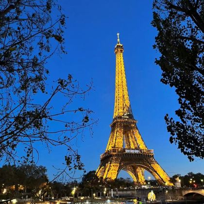 法国巴黎+普罗旺斯-阿尔卑斯-蓝色海岸大区+里昂+卢瓦尔河谷城堡区10日9晚私家团 法国巴黎+普罗旺斯-阿尔卑斯-蓝色海岸大区+里昂+卢瓦尔河谷城堡区10日9晚私家团