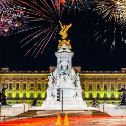 英国9日7晚私家团 英国9日7晚私家团